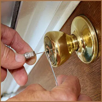 City Locksmith Shop Oldsmar, FL 813-319-2558 - 4-lock-opening